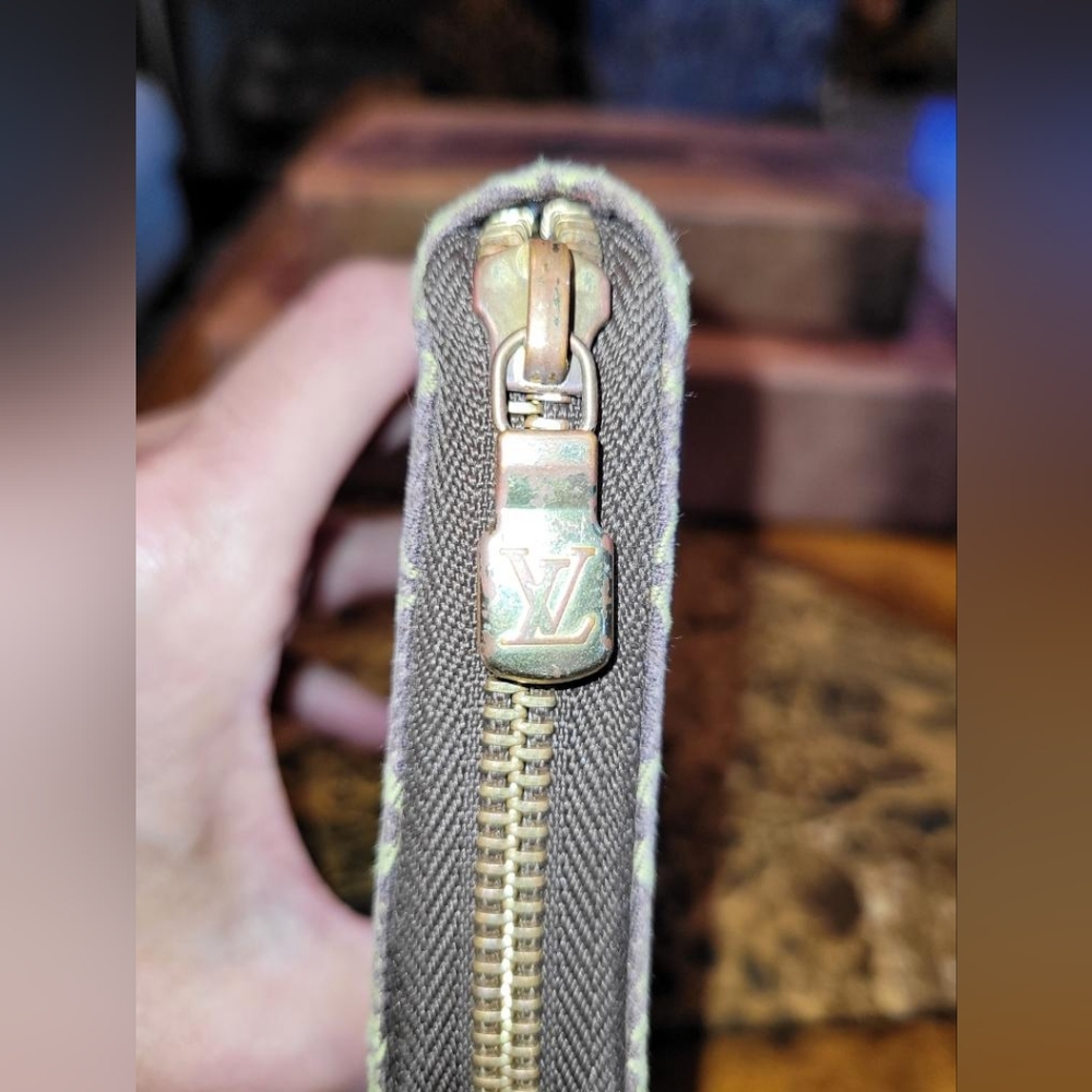 LOUIS VUITTON Denim zippy wallet🔥🔥 - Picture 11 of 16